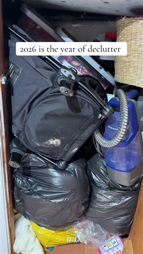 Start Your Decluttering Journey: Day 1 Tips