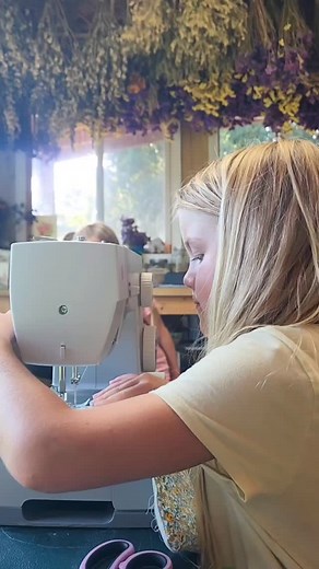 I found them sewing quilted potholders in my workroom. ☺️ #verabluebelleandrebarose #rebarose #verabluebelle #afarmkidslife #theflowerfarmersdaughters | Elizabeth Wescott Hewitt