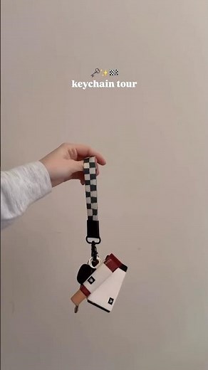 keychain tour 🗝️✨🏁 #threadwallet #keychain #caraccessories #lanyards