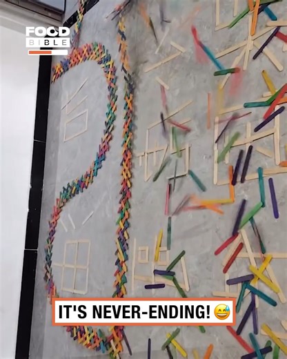 383K views · 1K reactions | I wonder how many popsicle's they had to eat to do this 藍 | FOODbible | Facebook