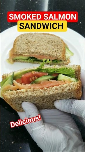 HEALTHY SMOKED SALMON SANDWICH