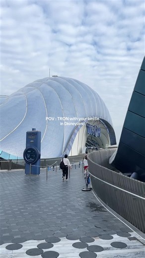 TRON at Shanghai Disneyland: Best POV Ride Moment