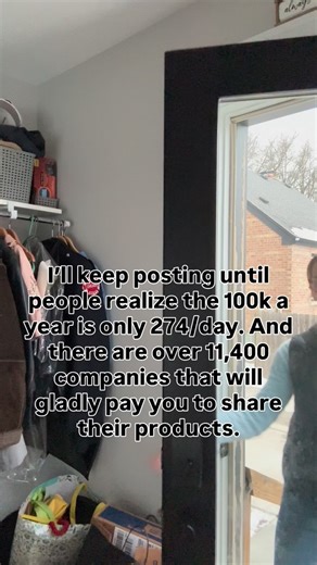 Jennifer O’Hara | Make Money Online Mama on Instagram: "For the past three years, Forbes has recognized this as one of the top earning jobs! It’s what allows me to work from anywhere-literally from my phone! Here’s why l’m such a fan of this opportunity: ✅ Totally beginner-friendly ✅ No prior experience or degree required ✅ Average annual salary (according to ZipRecruiter): 177k ✅ You only need to dedicate 2-3 hours a day ❌ Plus, you can skip all the hassle of dealing with customers, shipping, i