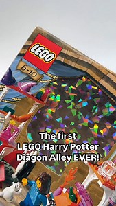 This is LEGO‘s first Diagon Alley set ever, it came out in 2001 and consists of 81 pieces. It retailed for only 10$, now you can find it for 150$! 🪄 #legodiagonalley #diagonalley #oldlego #retiredlego #legoharrypotter | trippinbricks