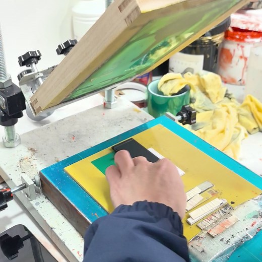 Sharp Edge Zheng on Instagram: "Lion Supreme Yapai Electronic Technology Co., Ltd. We are a China-based mobile phone battery manufacturer with 12 years of production experience. We specialize in manufacturing batteries compatible with Apple, Samsung, Android devices, Transsion, Google, Nokia and other brands. Our products feature high cost-performance, helping you quickly seize market share. We provide OEM/ODM services and welcome cooperation with distributors and wholesalers worldwide. Inquirie