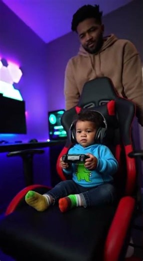 2-Year-Old Gamer Refuses to Quit! Watch What Happens When Dad Tries to Take the Controller!