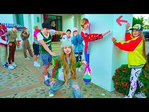 ИГРА КОЗАКИ - ДЕВОЧКИ РАЗБОЙНИЦЫ!! ДИАНА И КОМАНДА ДЕВОЧЕК ПРЯЧУТ СЕКРЕТНОЕ СЛОВО!!