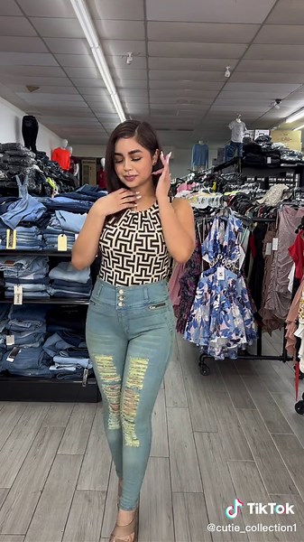 Stylish Colombian Jeans & Fashion in Houston