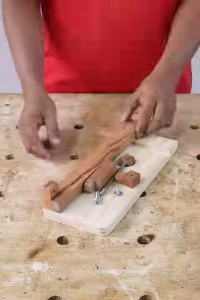 47K views · 499 reactions | Woodworking tricks and hacks for router jig making #routerjig #maker #woodart #wooddesign #woodcraft #woodworking #wood #tipswoodworking #wooddiy #woodwork #woodjoinery #Japanesejoinery #joinery #amazing #FacebookReelsContest #Wow #tricks #reelsfb #reelsviral #reels​ #carpentry #carpenter | Woodworking Crafty | Facebook