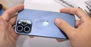 iPhone 15 Pro Max back glass cracks within seconds in new durability test [Video] - 9to5Mac