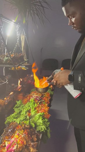 @coconutcup_nyc1 Another top level catering in MIAMI take a look ✈️ Artist: @okr_reid Email: Coconutcupnyc@gmail.com