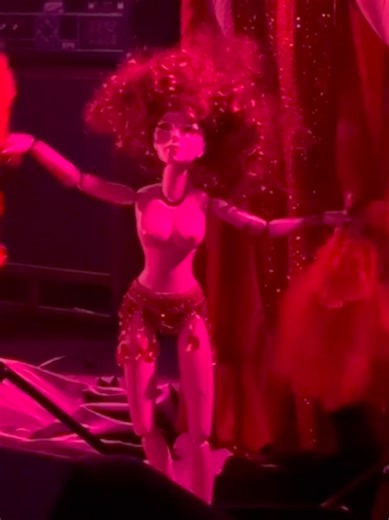 Some holiday cheer from Dante of Sideshow Villains at KrampusNacht 2025. Full band and live circus at the next event on 2/14/25. https://www.etix.com/ticket/p/73784368/sideshow-villainsdeviant-cabaret-7-deadly-sins-masquerade-chicago-copernicus-center#sideshowvillains #deviantcabaret #chicago #marionette #puppetry