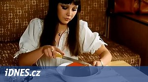 Připomeňte si slavné Amarouny ze seriálu Návštěvníci - iDNES.tv