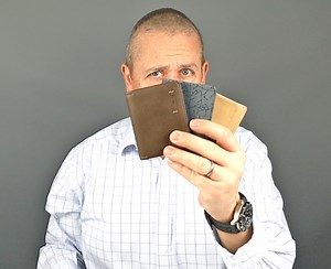 Bellroy Slim Sleeve wallet detailed comparison! Which one is the loser!? - Walletopia