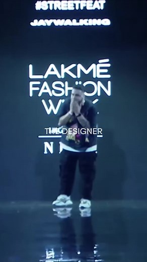 Revisiting Jaywalking at Lakme Fashion Week W/F’19 Jaywalking presented a classic runway collection with everything unisex at Lakme Fashion Week WIF'19. #LakméFashionWeekxFDCI #LFWXFDCI#LFW#LakméFashionWeek | Lakme Fashion Week