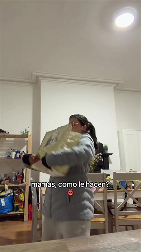 Ir al super y comprar una cosa es imposible para mi😭 mamás, como le hacen??😪👹 #mom #supermarket #mood #mama #fyp