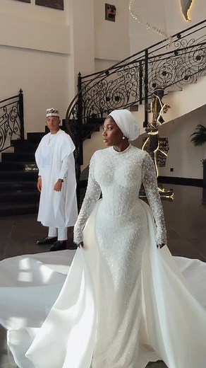 4.5K views · 5.2K reactions | Lara Evelyn Bride @cutecakesnmore 殺殺 _____ Bride’s Outfit @lara.evelyn.designs Planner @alan_events02 Groom’s outfit @sir2k Content @abiola_lens @momentwithdamz Makeup @abnat_makeover Turban @vc_gele_artistry Fabric @fabrics_by_maciscas Hair @shays_touch_ Bouquet @dukes_epingle Henna @kaybee_special_henna Photography @shashaace_photography @steel_visuals Video @jossy_visuals | lara.evelyn.designs | Facebook
