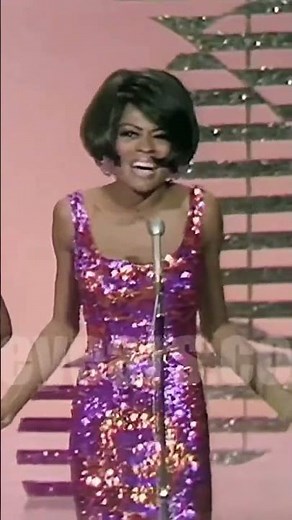 Diana Ross & The Supremes, "You Keep Me Hangin' On" Hollywood Palace, 1966.
