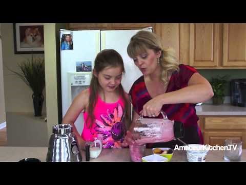 How to Make Frozen Yogurt Smoothie