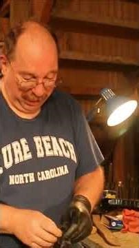 Refinish The Tote On A Disston #28 - Pt 10 - Remove Old Varnish