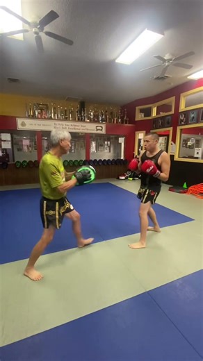 Muay Thai Kickboxing Drills 🔥 Train Like a PRO #mauythai #muaythaikickboxing #mma #martialarts