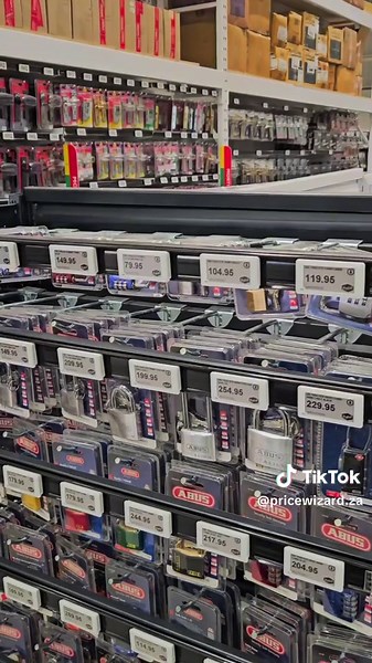 Smart Electronic Shelf Labels at Patel Hardware Store