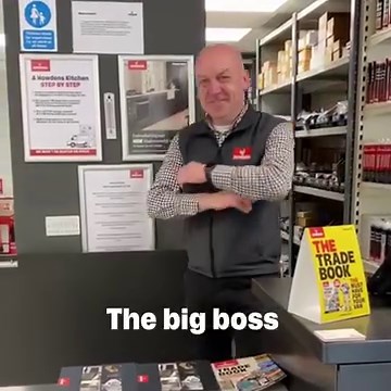 We have some pretty cool characters here at Dublin Glasnevin. 🤪 Discover our 7 depots in The Republic of Ireland: hwdn.uk/HowdensROI | Howdens