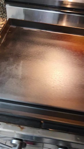Elf Flat Top Griddle — turns any stove or grill into a diner-style cooking station 🔥 Cook smash burgers, bacon, pancakes, fajitas, eggs, and stir-fry all at once. This heavy-duty flat top sits right over your stovetop burners or BBQ grates, spreading heat evenly for perfect searing and zero hot spots. Big surface = fewer batches, less mess, and faster meals. Great for indoor kitchens, backyard grilling, RVs, and camping. Easy to clean, super durable, and built to handle real heat. #ElfGriddle #