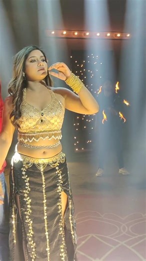 আইটেম গানের শুটিং টাইম #love #song #music #dance Jaher Alvi Nton gan 2026