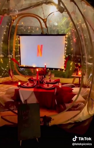 Imagine you, bae and your favourite couple friends in this double date ……#friends #friendshipgoals #love #date #datenight #luxury #lelekpicnics