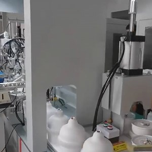 [Hot Item] High Performance Assembly Line Producing Machine for LED T Bulb Manufacturer