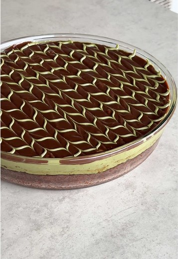 Healthy Dubai Chocolate Cake Recipe with Pistachios