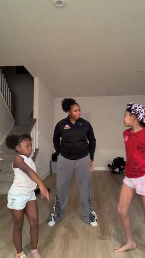 Lil dance partners ❤️ • • #labkidz #explore #explorepage #viral #viralreels #motherdaughter #sisters | LAB Kidz LLC