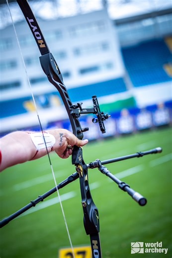 One shot. One focus. Team USA recurve squad shares their focus in practice this morning at #ArcheryWorldCup Shanghai. Qualification starts Wednesday afternoon. Let’s go USA! 🇺🇸🏹 | USA Archery