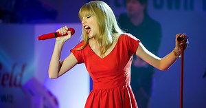 Taylor Swift Christmas Album 2023: Is She Releasing a Holiday Collection TV?