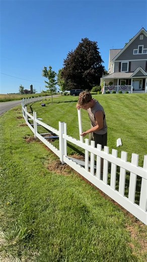 3' White Scallop Top Vinyl Picket Fence Installation