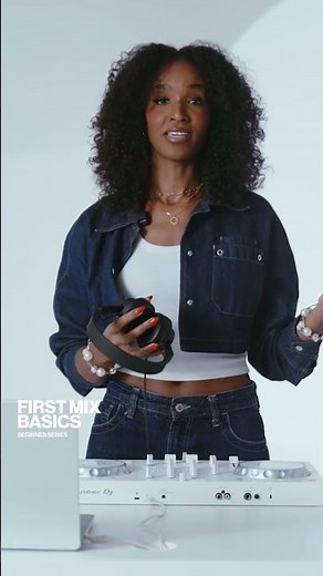 Watch Brooks’ beginner DJ tutorial on BPM Academy – available through BPM Supreme.