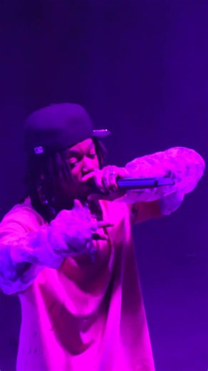 J.I.D. - "Workin Out" (Live in Boston)