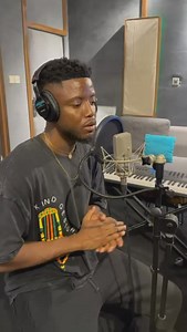 Stripped down #Funds for #TuesdayNightSessions🎙 Come watch me sing it live this Sunday for #ChikeLive, get tickets here 🎟 https://tix.africa/chikelive | Chiké