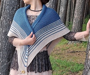 Hand Knit Wool Outlander Shawl: Claire Shrug, Cosplay Cape - Etsy