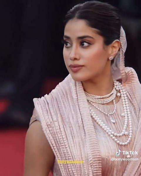 Janhvi Kapoor's Disney Princess Look at Cannes