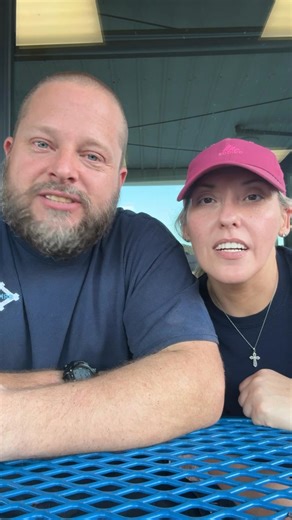 30K views · 860 reactions | Watch Jon’s eyebrow at the end of video 藍藍 #happyfriday | Kimberly Williams | Facebook