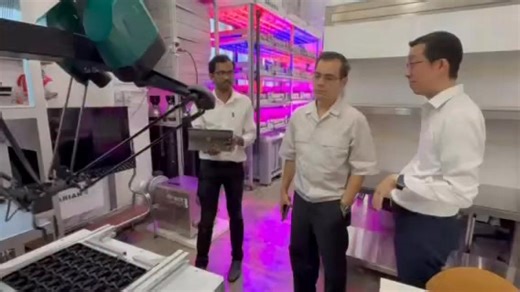 Isa sa mga naging highlight ng ating lakbay-aral dito sa Singapore ang makita kung paano ginagamit ang mga makabagong teknolohiya sa urban farming. Patunay ito na kapag sinamahan ng inobasyon ang agrikultura, posible ang mas mataas na ani kahit sa isang high-density na urban area tulad ng Lungsod ng Maynila. Tinitingnan po natin ang posibilidad na mag-invest ang inyong Pamahalaang Lungsod sa ganitong mga teknolohiya upang maangkop at matularan ang mga best practices na isinasagawa dito. Sa ganit