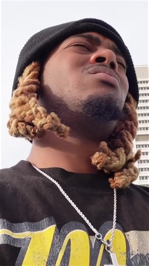 Ever wonder how movie magic happens? Check out this behind-the-scenes look! #BehindTheScenes #MovieMagic #FilmMaking #TWChain