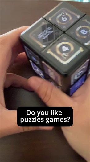 Do you like puzzle games? 🧩 You’d definitely like this one. Hands-on, brain-training, and way more satisfying than scrolling. Playing on the WOWCube. @Rubik's WOWCube #PuzzleGames #BrainGames #SmartPlay #CoolTech