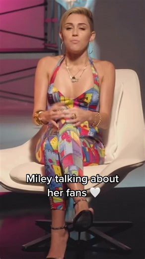 @Miley Cyrus GIRL, you really need to start following your fans on Tik Tok!! #mileycyrus #miley #newmiley #fy #fyp #viral