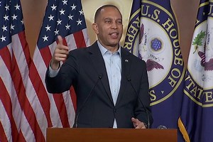 As Trump Puts His Brand on Washington, the Kennedy Center Gets a New Name