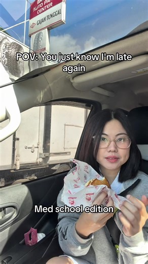 Another day, another sprint to the lecture hall. 🏃‍♀️💨 #medstudentph #medschool #dayinmylife #fyp #tuguegarao