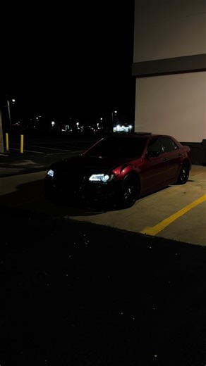 Eye-Catching Chrysler 300 Modifications