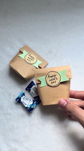 Cách Làm Túi Giấy Đựng Quà cho Ngày 19/11 | DIY Handmade